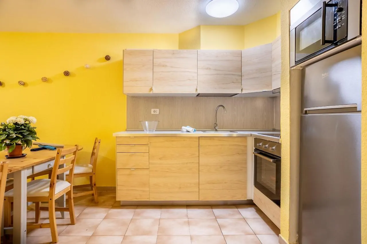 Feel like home Flat Los Cristianos by LoveTenerife