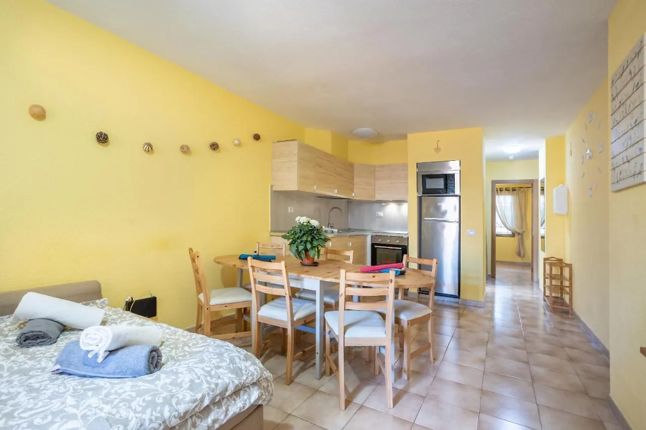 Feel like home Flat Los Cristianos by LoveTenerife Apartamento
