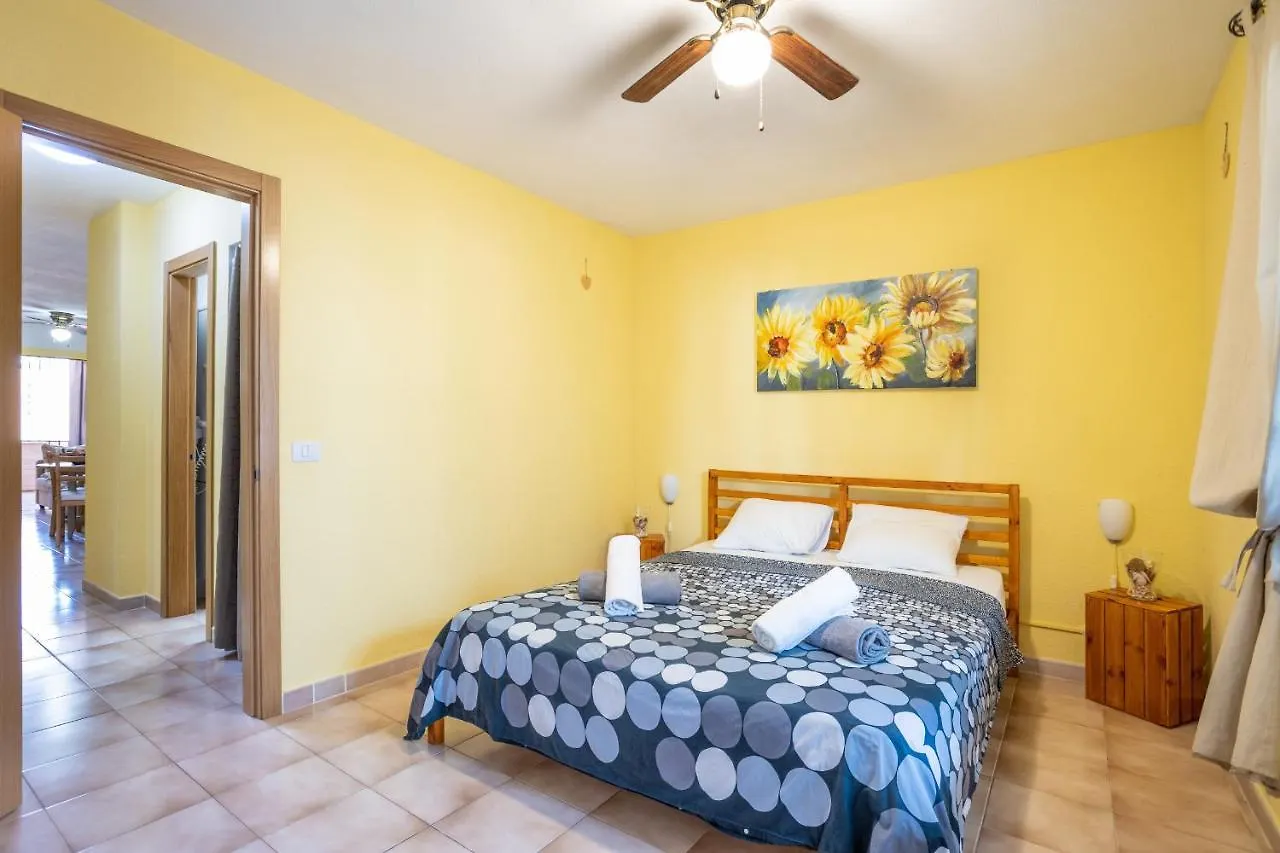 Feel like home Flat Los Cristianos by LoveTenerife Apartamento Los Cristianos (Tenerife)